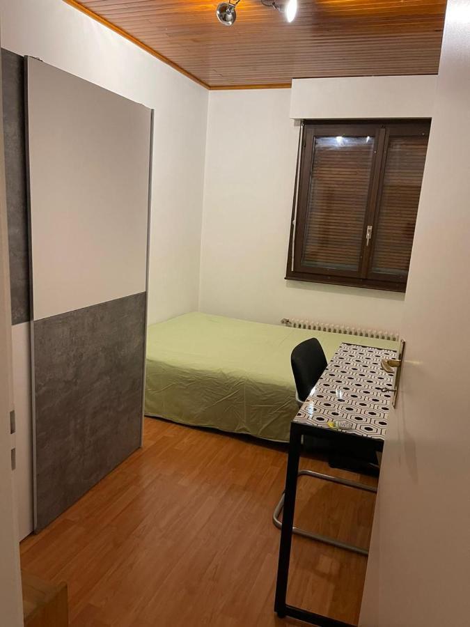 5 Rooms In The Same House ジュネーブ エクステリア 写真